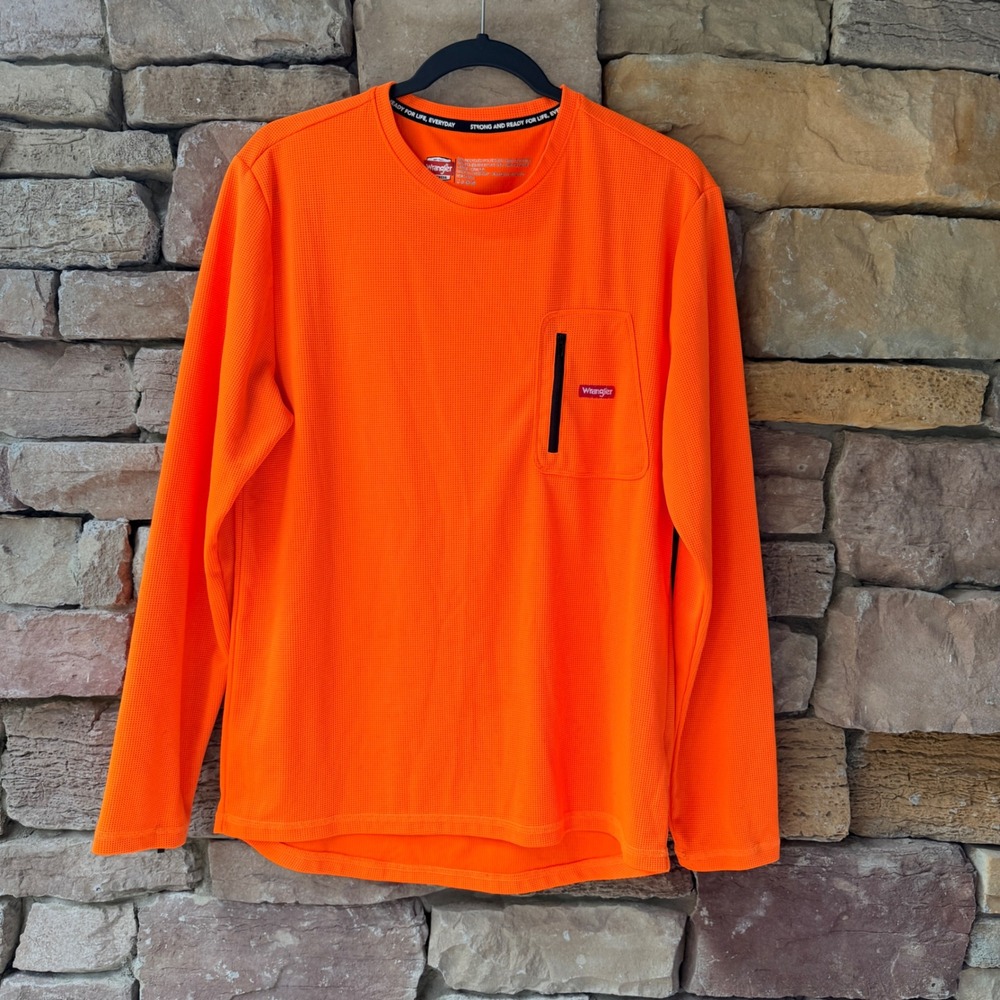 Wrangler Men Large Long Sleeve Workwear Shirt Safety Orange Zip Pocket Thumbhole